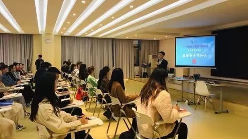 企业培训课程分类与模块：揭秘背后的区别与联系